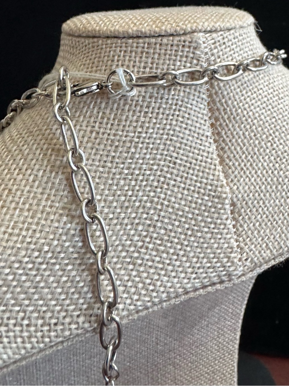 Park Lane Yellow /White /Black Statement Necklace w/ Silver Link Chain - Picture 4 of 6